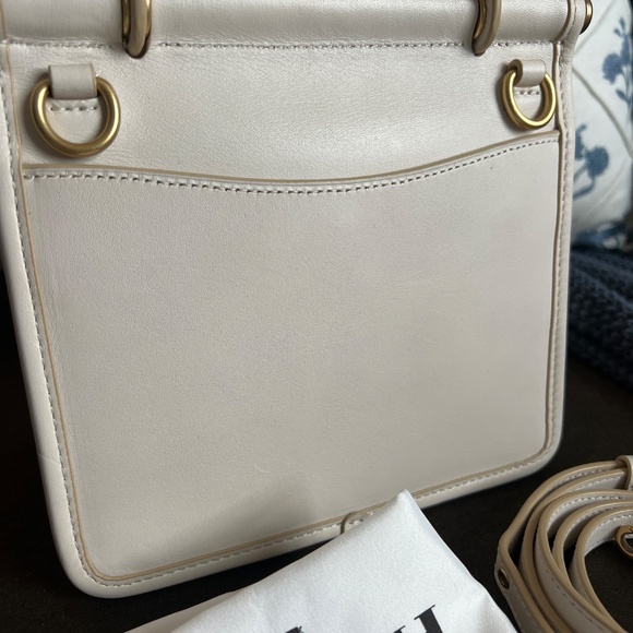 Coach Willis Top Handle 18 - Picture 4 of 5